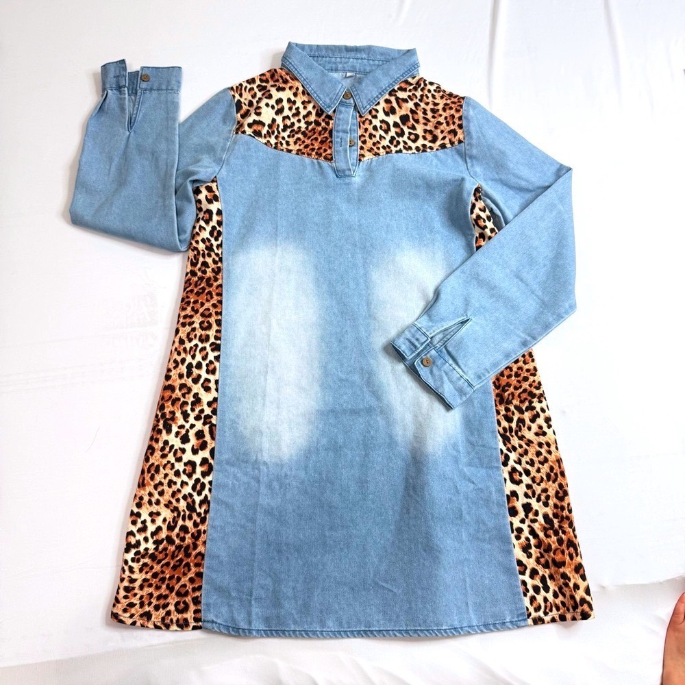 Womens Light Wash Denim Leopard Print Accent Long Sleeve Mini Dress Small